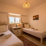 Sandhi House - Yoga & Wellness 3*