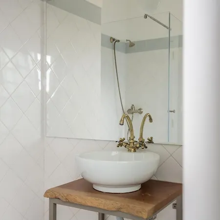 Sandhi House - Yoga & Wellness Penzion Ericeira