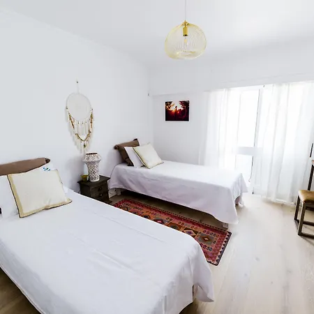 Sandhi House - Yoga & Wellness Penzion Ericeira