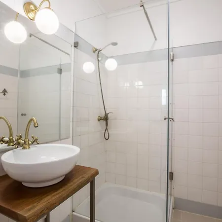 Sandhi House - Yoga & Wellness Penzion Ericeira
