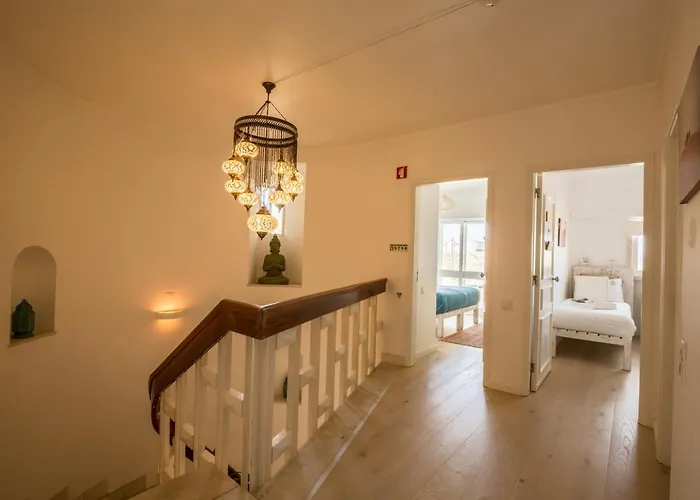 Sandhi House - Yoga & Wellness Vendégház Ericeira