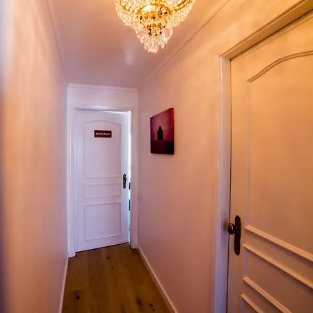Sandhi House - Yoga & Wellness Гостевой дом Эрисейра