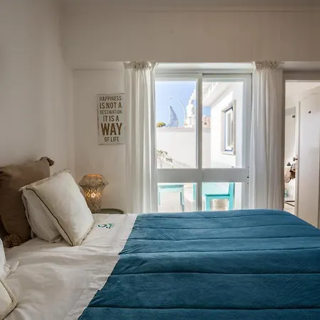 Πανσιόν Sandhi House - Yoga & Wellness 3*