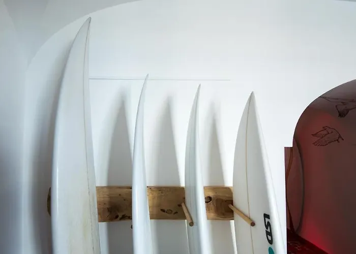 Sandhi House - Yoga & Wellness بيت ضيافة إيريسييرا