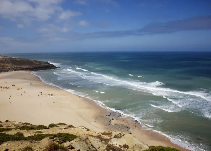 Sandhi House - Yoga & Wellness بيت ضيافة