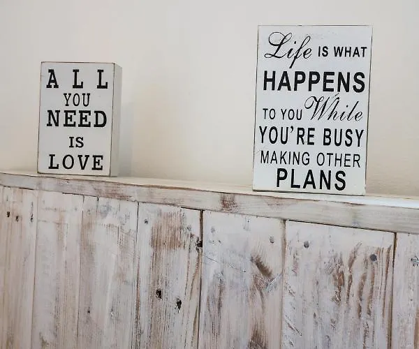 Sandhi House - Yoga & Wellness بيت ضيافة إيريسييرا